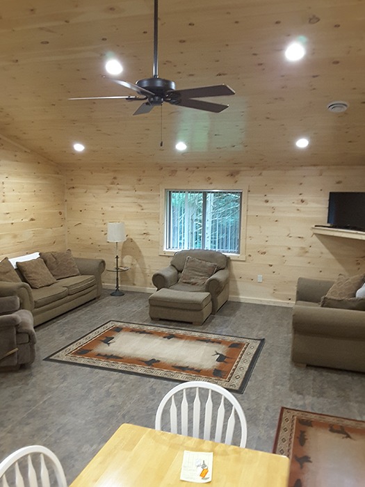 Pine Point Lodge Photo Gallery, Potosi WI Cabins for Rent