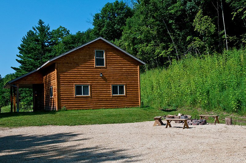 Pine Point Lodge Photo Gallery, Potosi WI Cabins for Rent